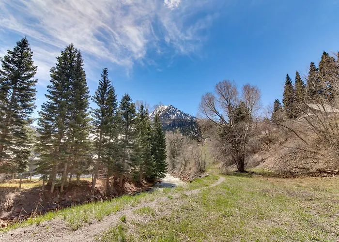Downtown Ouray Apt W/ River & Mountain Views!